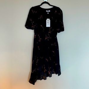 Highline Short Sleeve Asymmetrical Hem Dress, Size L